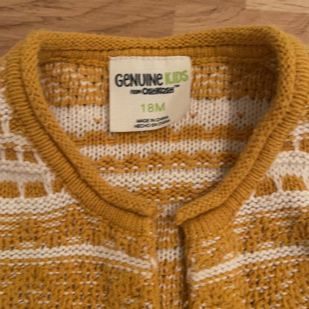 Cardigan - Picture 3 of 3